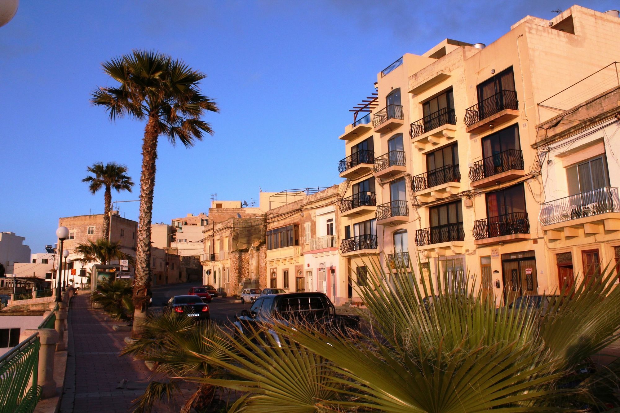 Harbour Lights Seafront 2 Bedroom Apartments With Panoramic Sea Views - By Getawaysmalta St. Paul's Bay Esterno foto